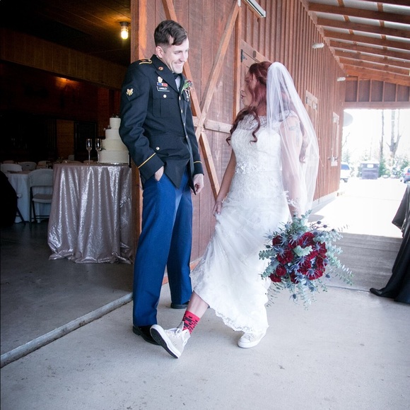 Meet your posher! - Picture 3 of 4